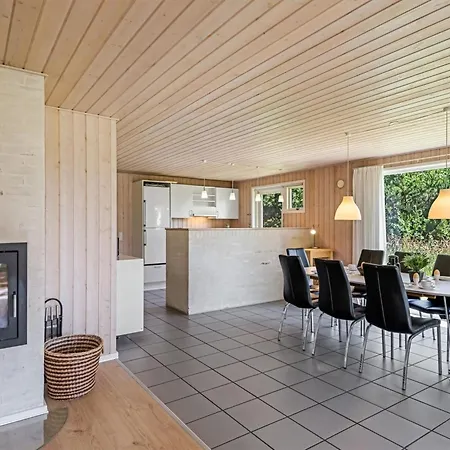 Feriehus Erika - 900m From The Sea By Interhome Blåvand